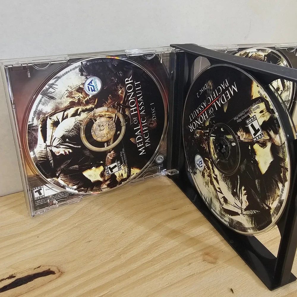 EA Games PC Bundle Command & Conquer Zero Hour Medal of Honor Pacific Assault